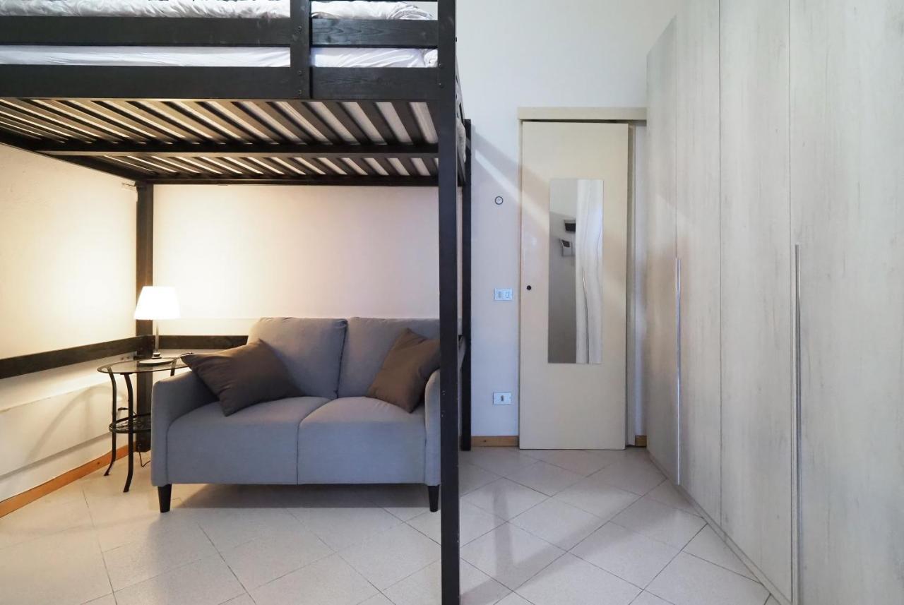 Apartamento Primopiano - Calvi Milán Exterior foto