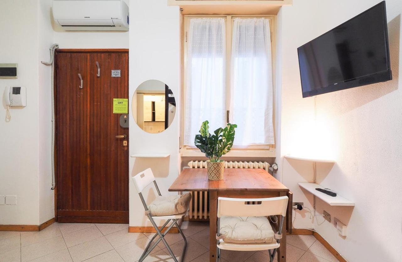 Apartamento Primopiano - Calvi Milán Exterior foto